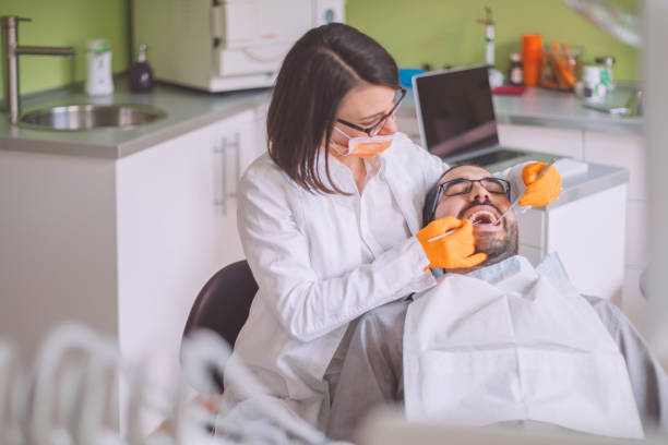 Best Weekend Emergency Dentist in Wacousta, MI