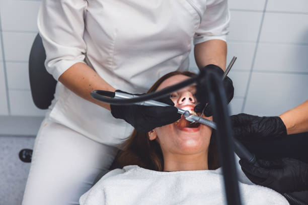 Best Emergency Tooth Extraction in Wacousta, MI